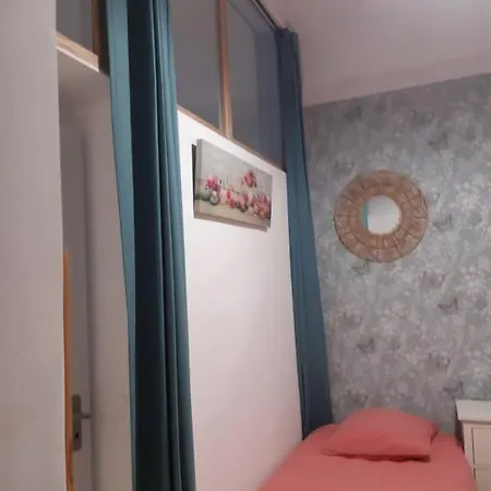 2 Pieces De 38m2 A Le Pont Pres De Paris Et Apartment Joinville-le-Pont